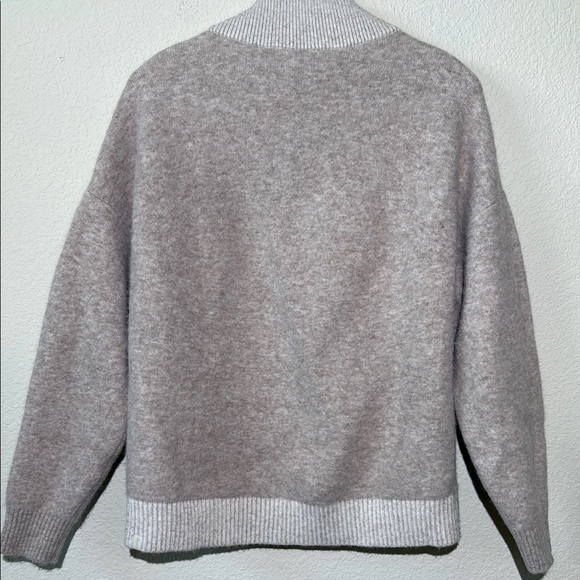 Lululemon Alpaca Wool-Blend V-Neck Sweater - Picture 6 of 10